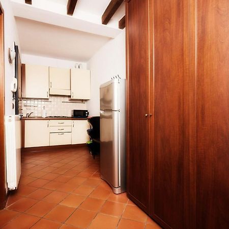 Il Lusso Della Semplicita Apartment Piacenza Exterior photo
